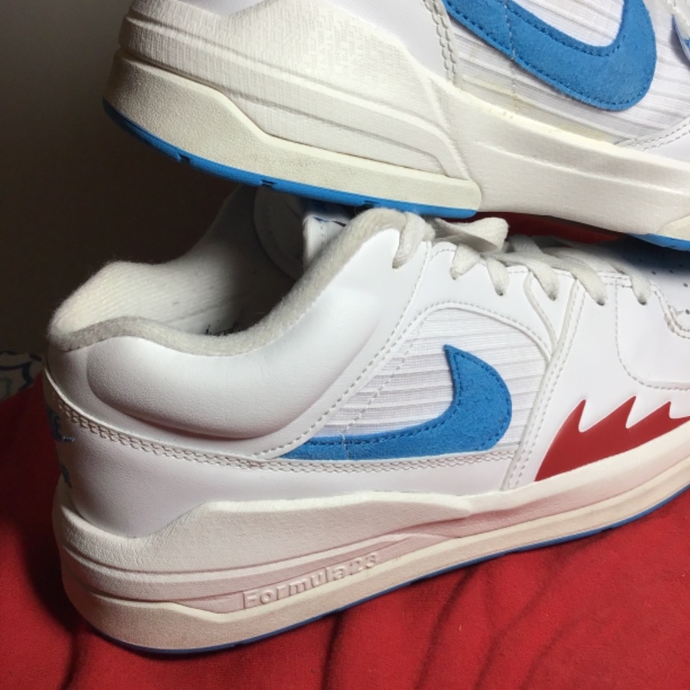 🔥😎Jordan’s women’s Stadium 90; white/powder blue, size 9, see photos, 🔥 - Picture 4 of 10